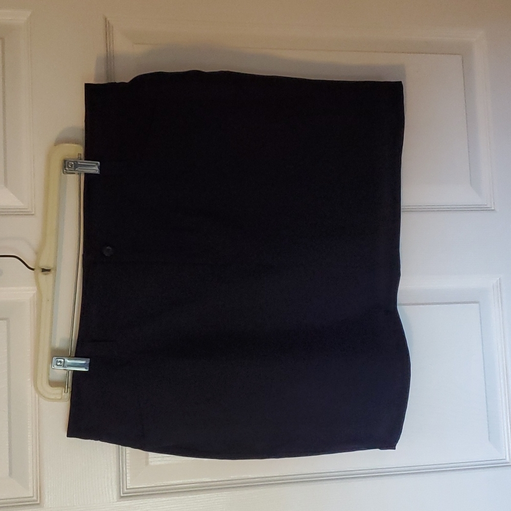 Eddie Bauer " Skort" size 16 Navy